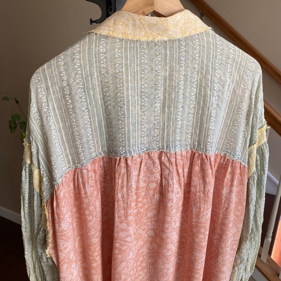 Oli & Hali Multicolor Blouse with Yellow Accents - Picture 4 of 15